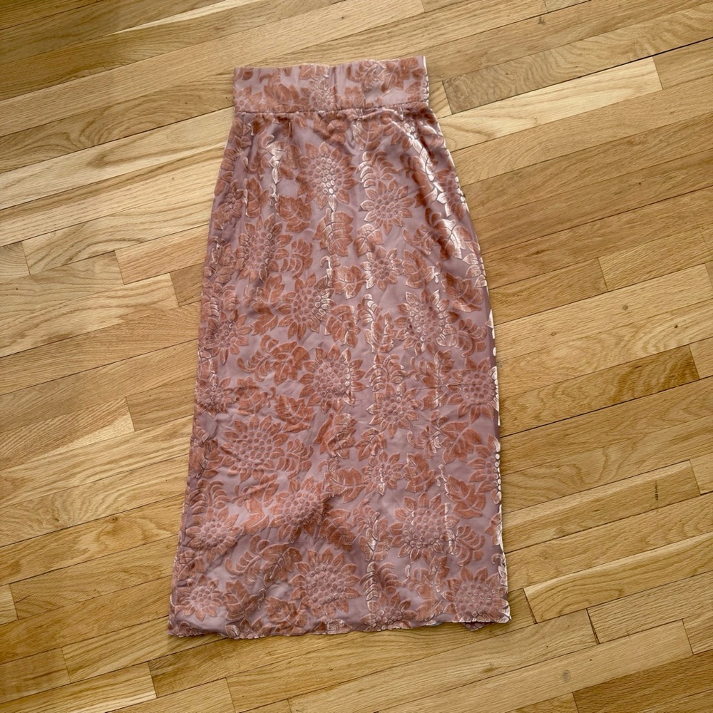 Vintage Pink Pencil Velour Midi Skirt